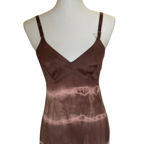 Vintage Brown and Pink Maxi Slip, Size Medium - Picture 3 of 6